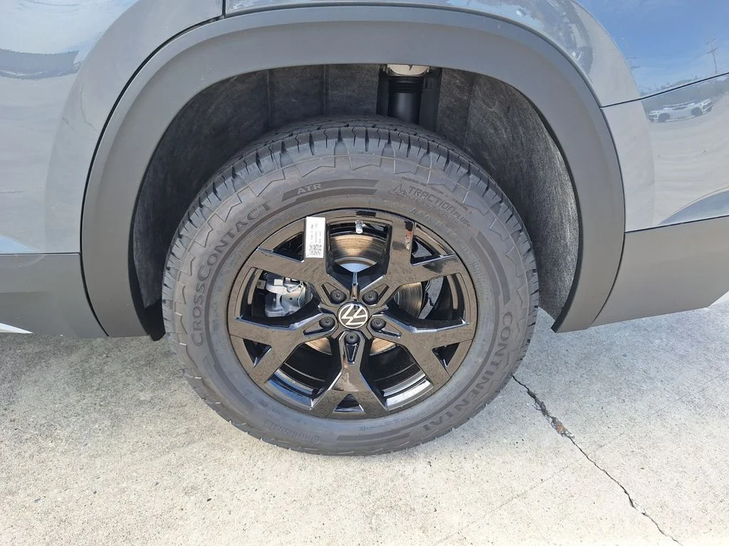 New 2026 Gray Volkswagen 2.0T Peak Edition image 27