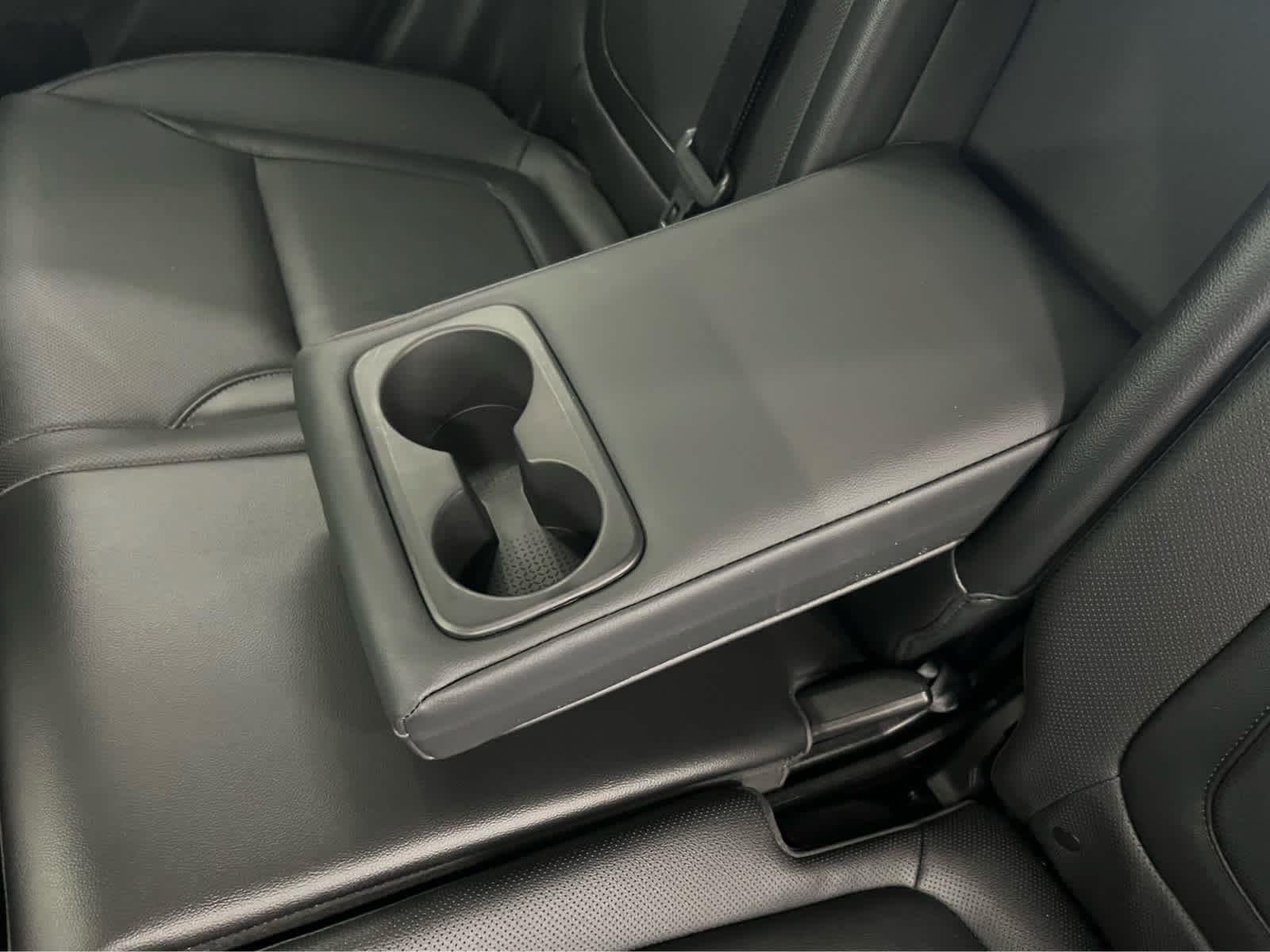 Certified Used 2025 Serenity White Pearl Hyundai SEL Convenience image 27