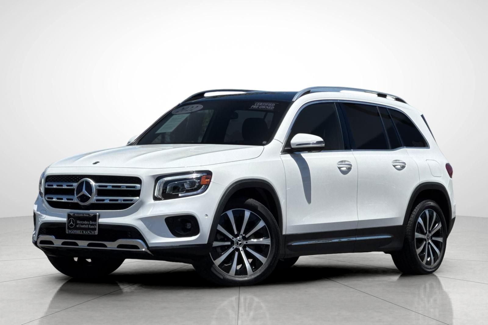 Used 2022 White Mercedes-Benz GLB 250 image 1