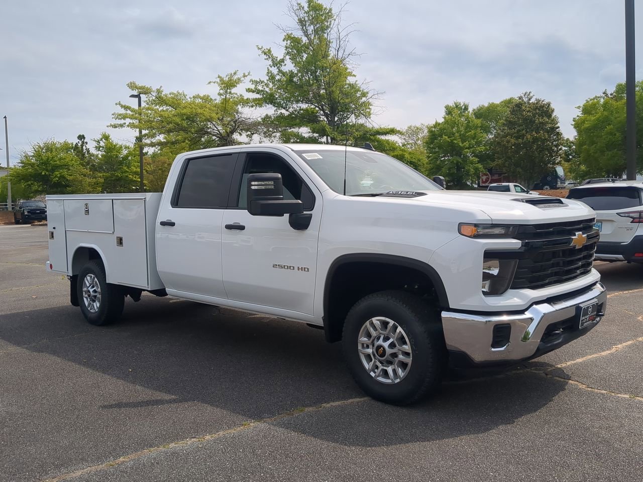 New 2026 Summit White Chevrolet Work Truck image 2