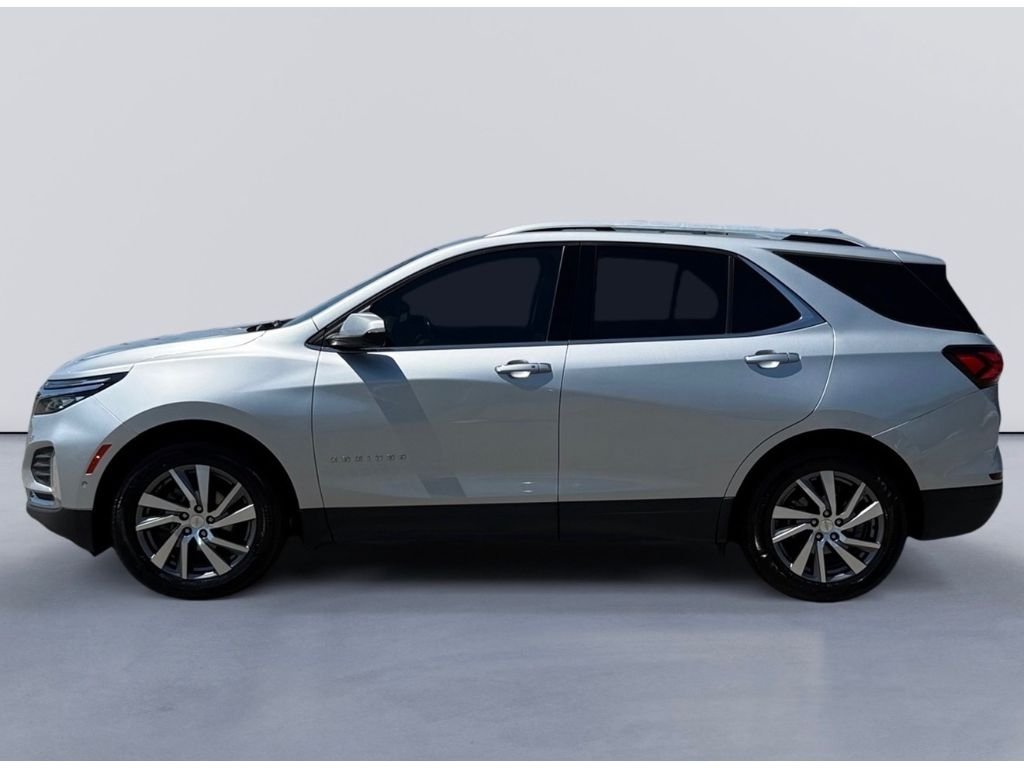 Used 2022 Silver Ice Metallic Chevrolet Premier image 8