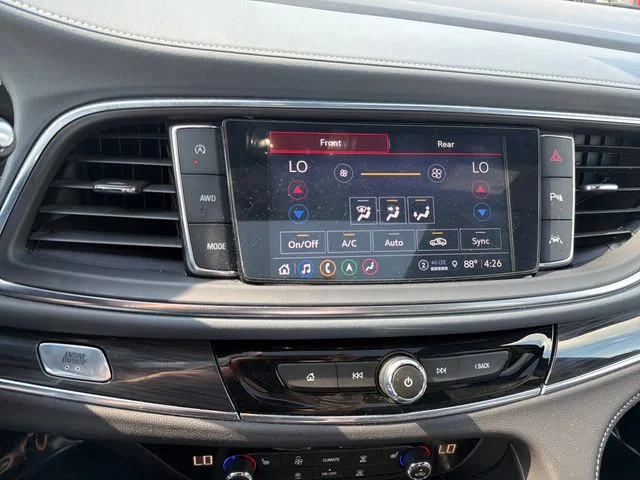 Used 2023  Buick Essence image 38