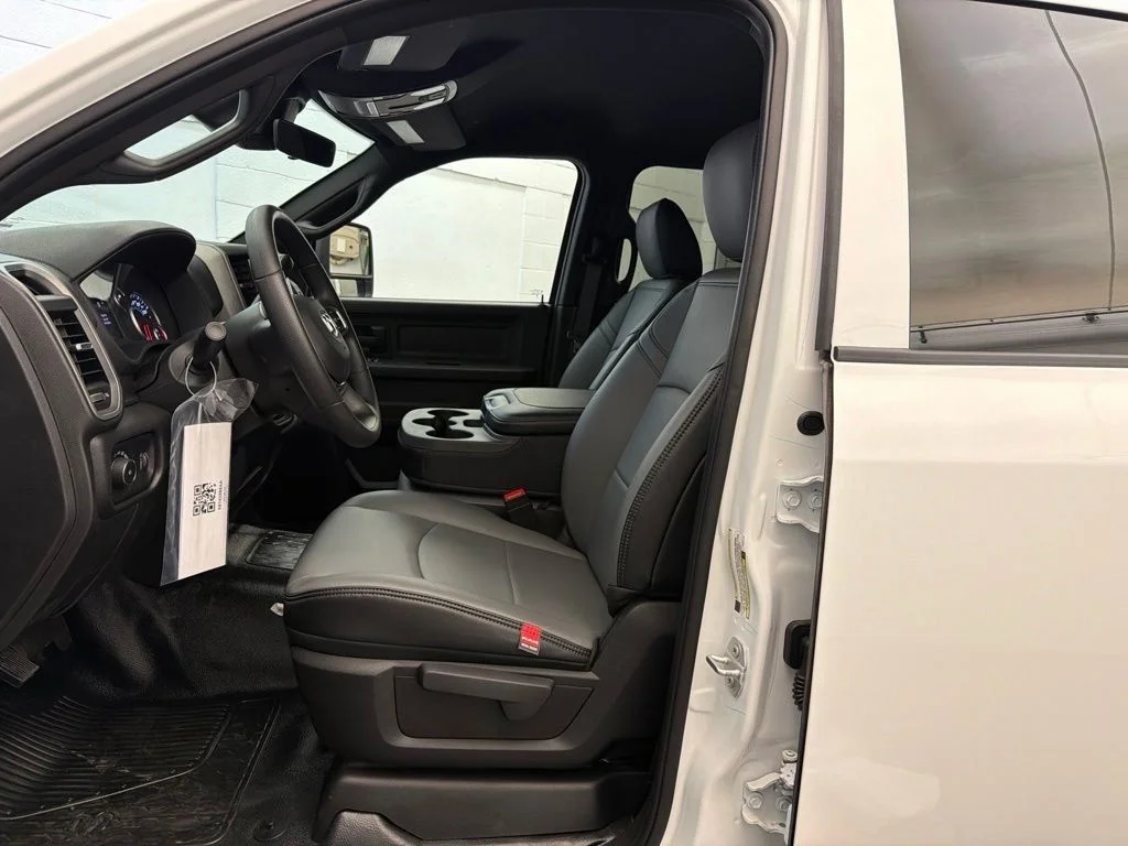 2026 RAM 3500 Chassis Tradesman - Photo 15