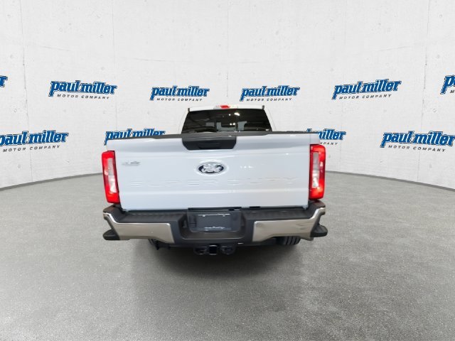 New 2027 White Ford XLT image 10