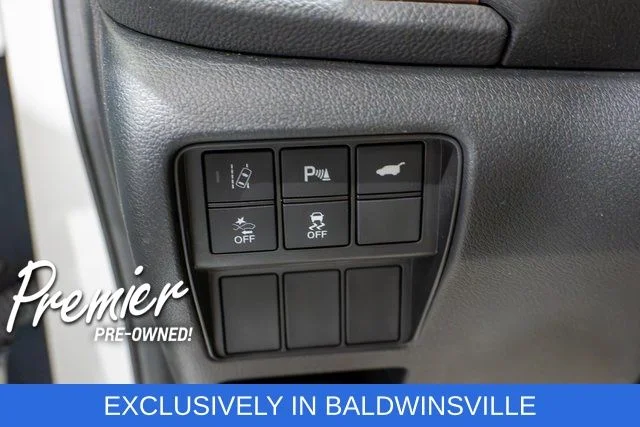 Used 2021 White Honda Touring image 20