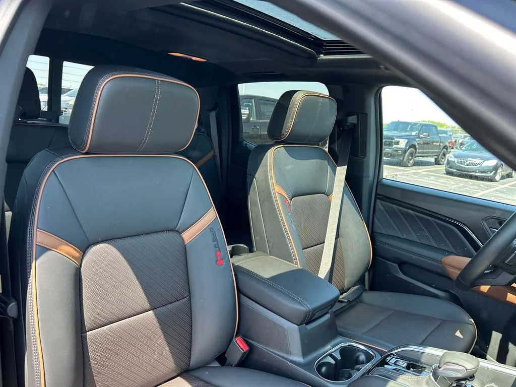 New 2026 Onyx Black GMC AT4 image 38
