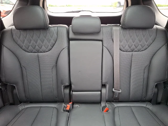 Used 2023 Gray Hyundai Calligraphy image 19