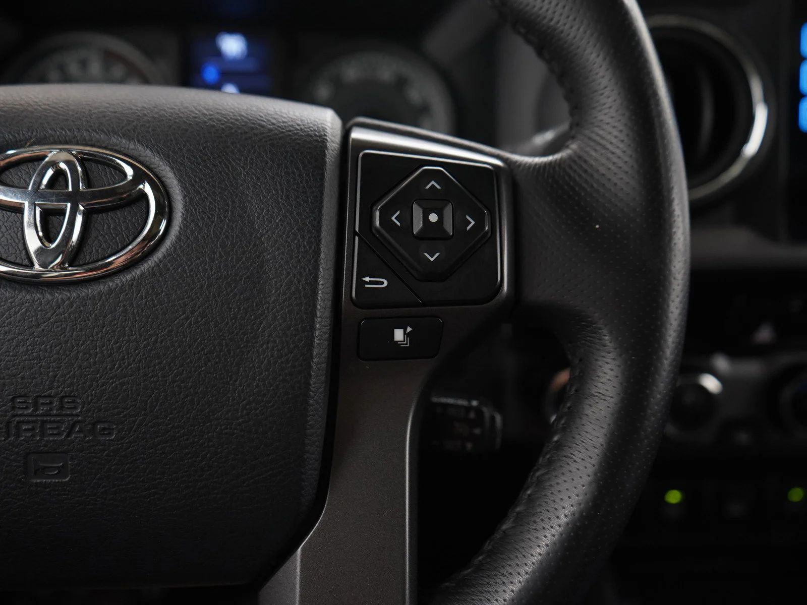 Used 2017 Quicksand Toyota TRD Off-Road image 25
