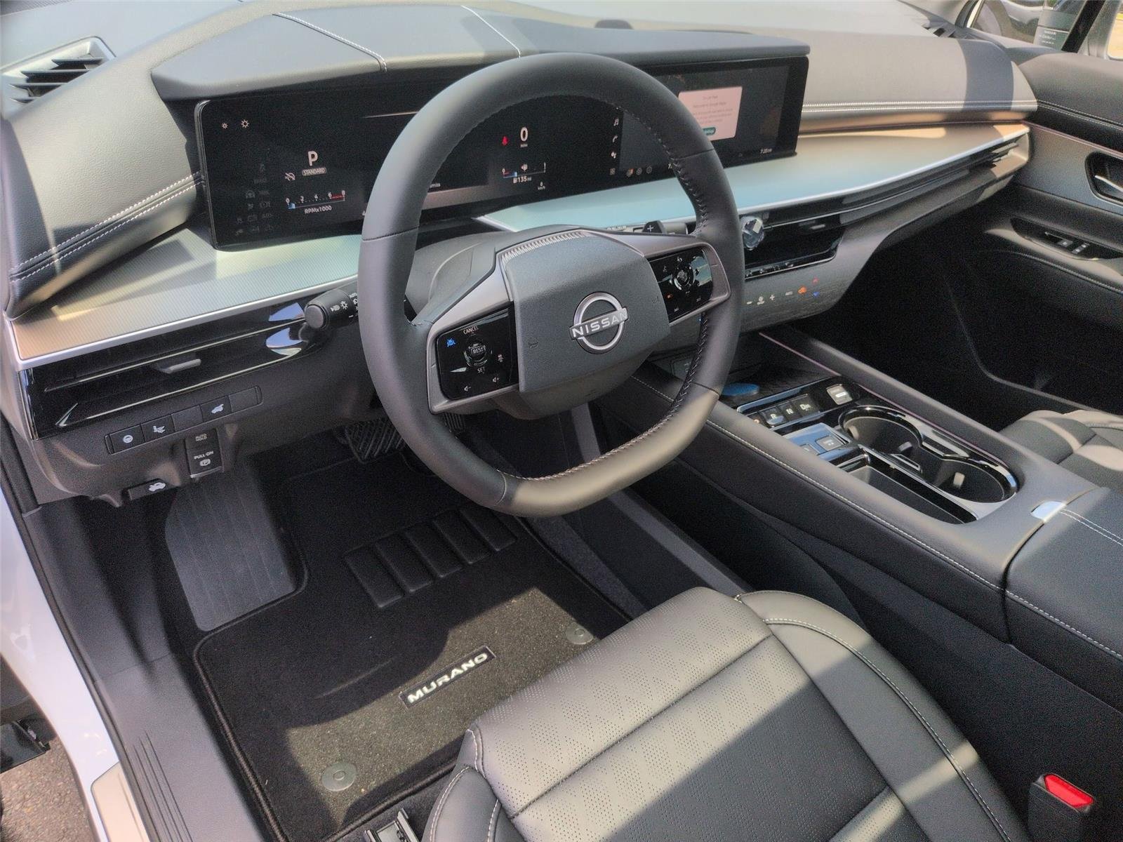 New 2026 Everest White Pearl TriCoat / Super Black Two-tone Nissan Platinum image 18