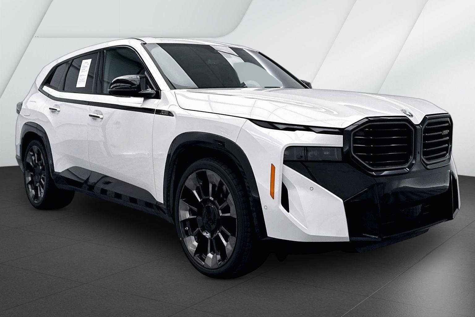 2023 BMW XM -'s photo