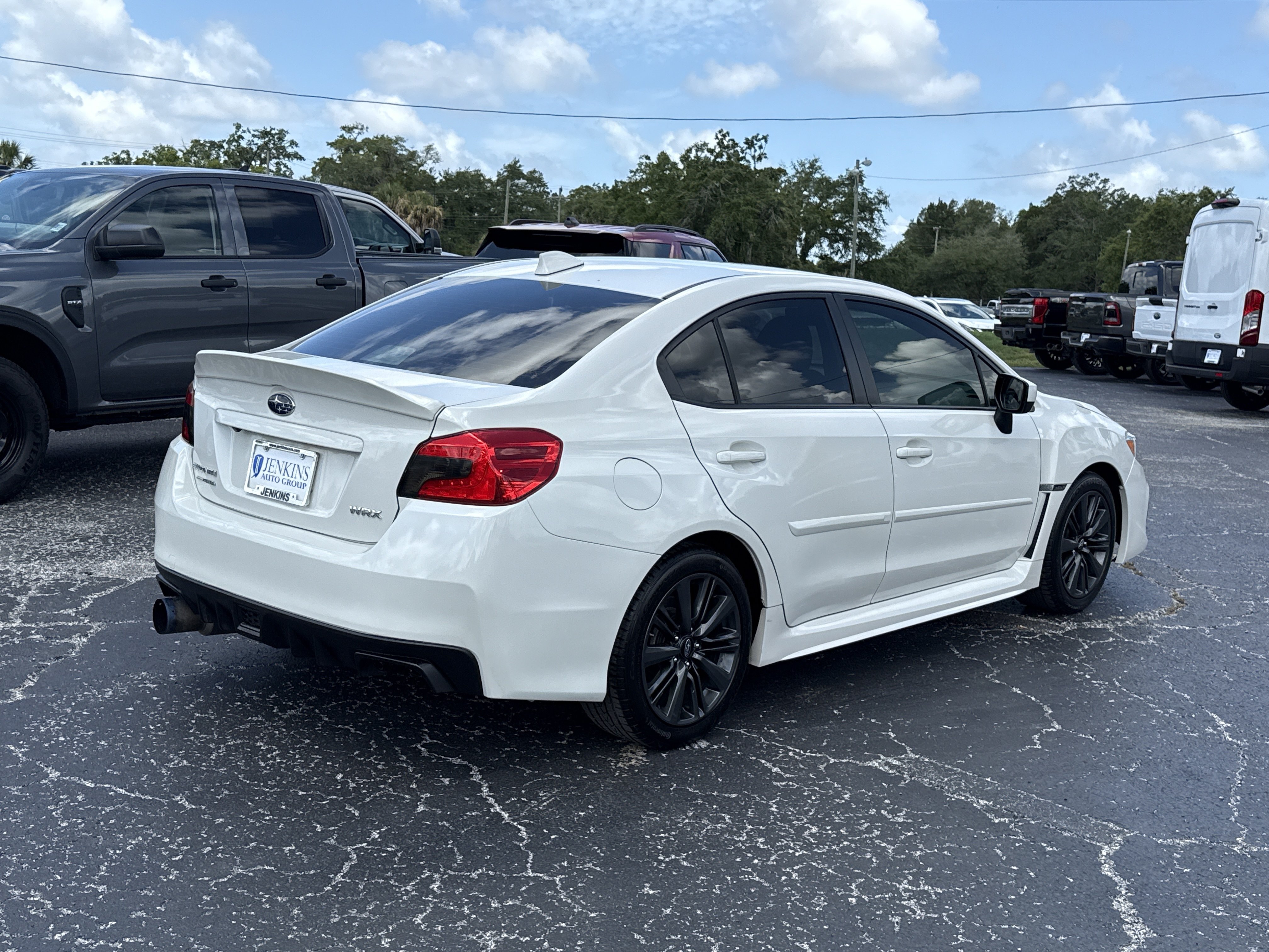 Used 2018 Crystal White Pearl Subaru Base image 7