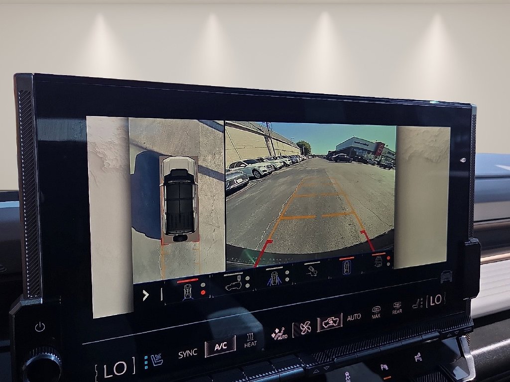 Used 2024 Black GMC 2X image 16