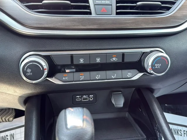 Used 2024 Red Nissan 2.5 SV image 21