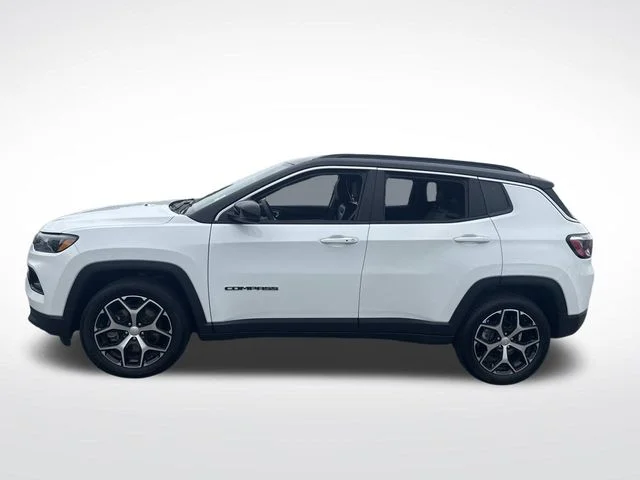 Used 2024 White Jeep Limited image 2