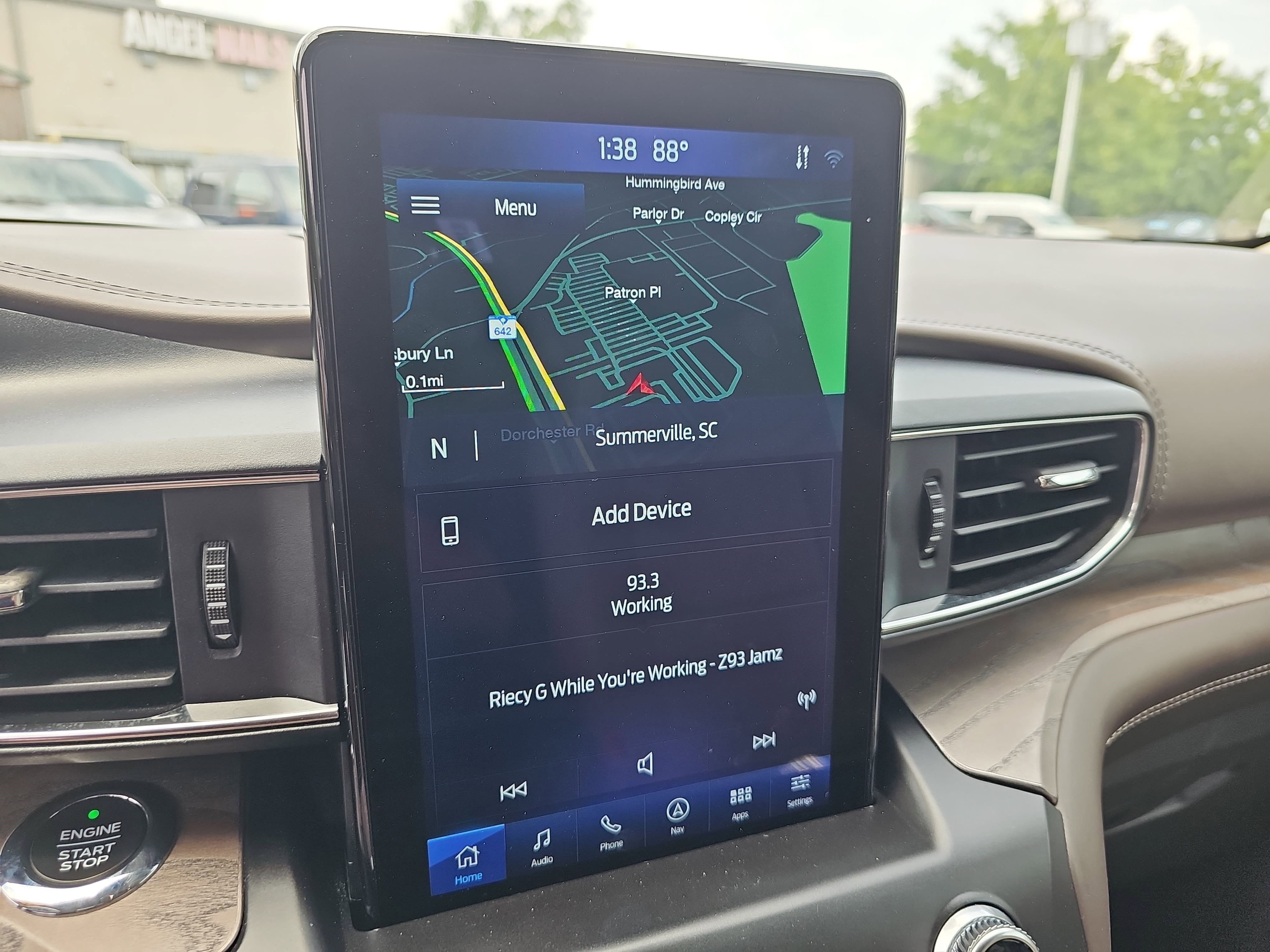 Used 2020 White Ford Platinum image 23