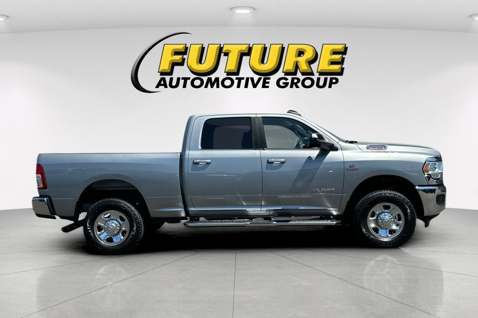 Used 2022 Silver Ram Big Horn image 3