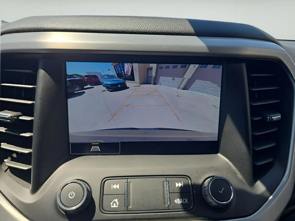 Used 2023 Gray GMC SLT image 25