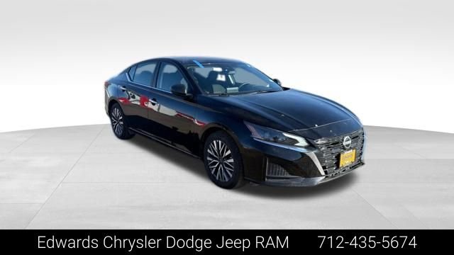 2024 Nissan Altima SV