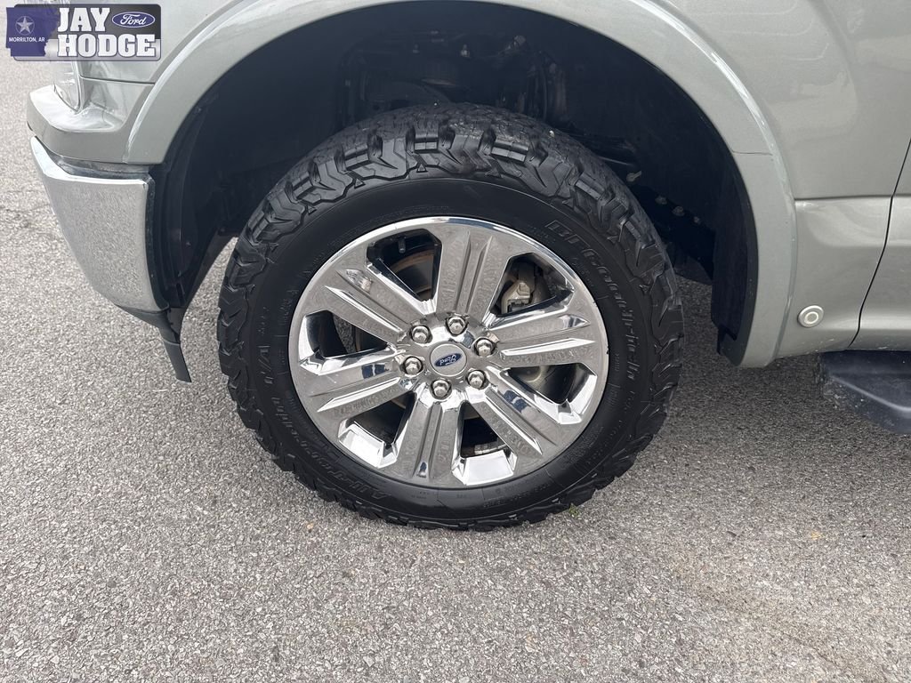Used 2020 Green Ford Lariat image 16