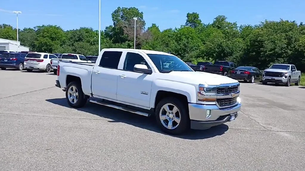 Used 2017 Chevrolet Silverado 1500 LT with VIN 3GCPCREC3HG265306 for sale in Little Rock
