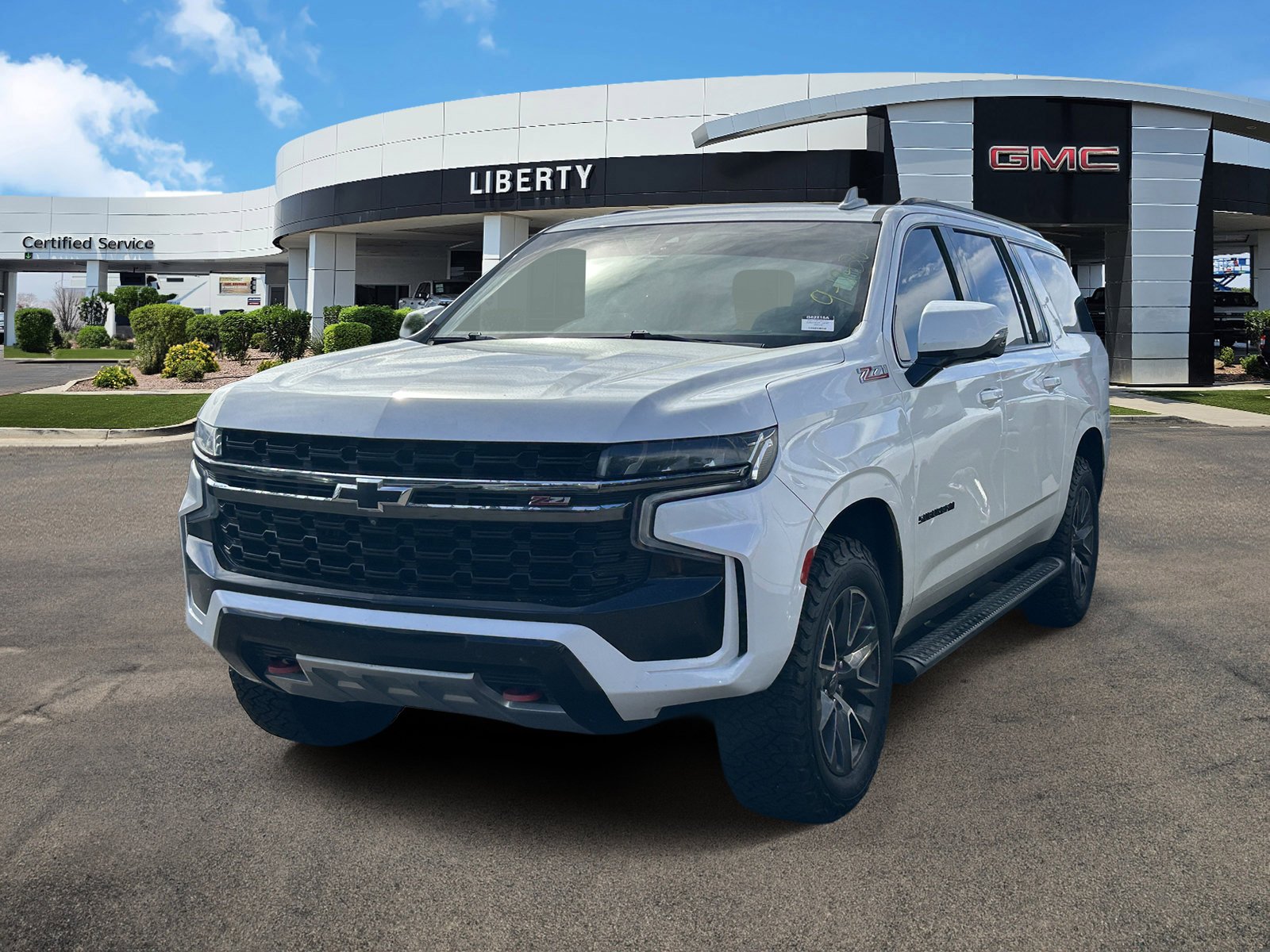 Used 2021 IRIDESCENT PEARL TRICOAT Chevrolet Z71 image 4