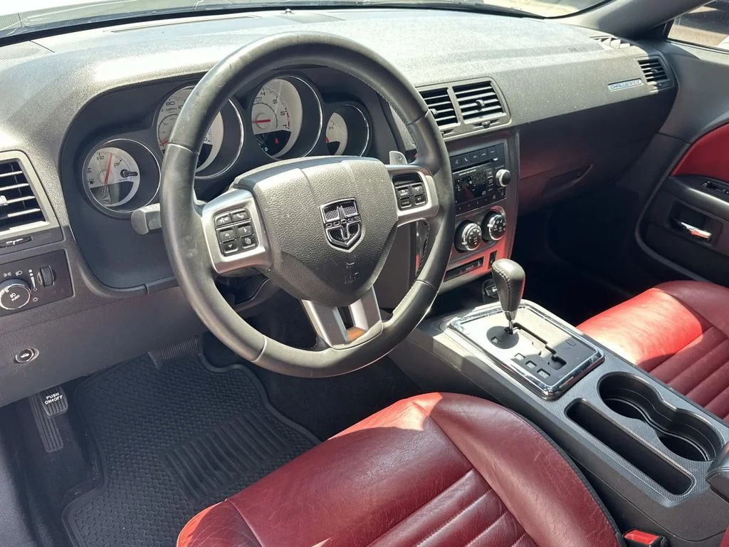 Used 2013 White Dodge R/T image 2
