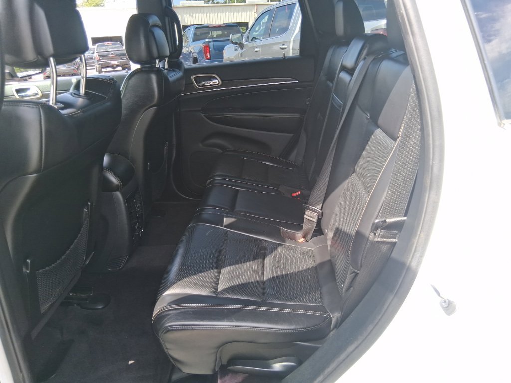 Used 2017 White Jeep Limited image 16