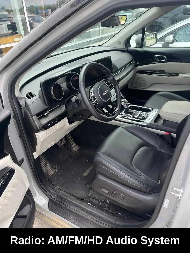 Used 2024 White Kia EX image 6
