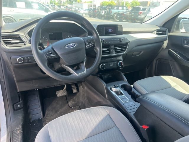 Used 2022 White Ford S image 7