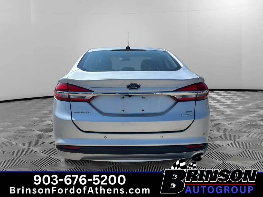 Used 2018 Ingot Silver Metallic Ford SE image 6