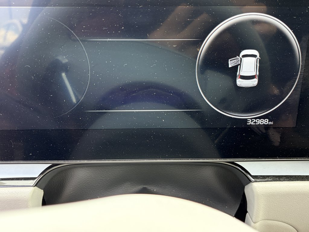 Used 2023 Fire Orange Kia Wave image 9