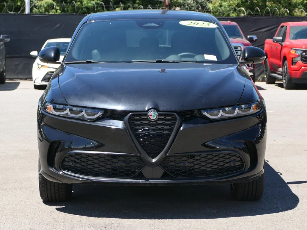 Used 2025 Black Alfa Romeo Base image 6