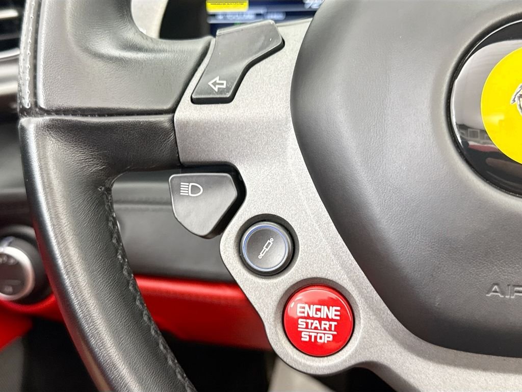 Used 2018 Argento Nurburgring Ferrari  image 20