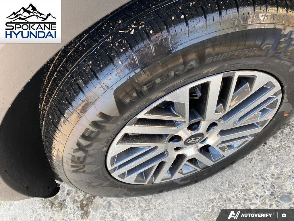 New 2027 Creamy White Pearl Hyundai SEL Premium 7P image 10