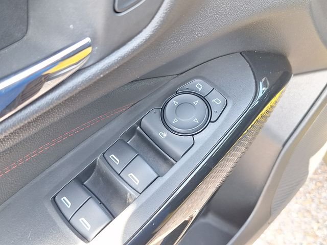 Used 2025 Yellow Chevrolet 2RS image 11