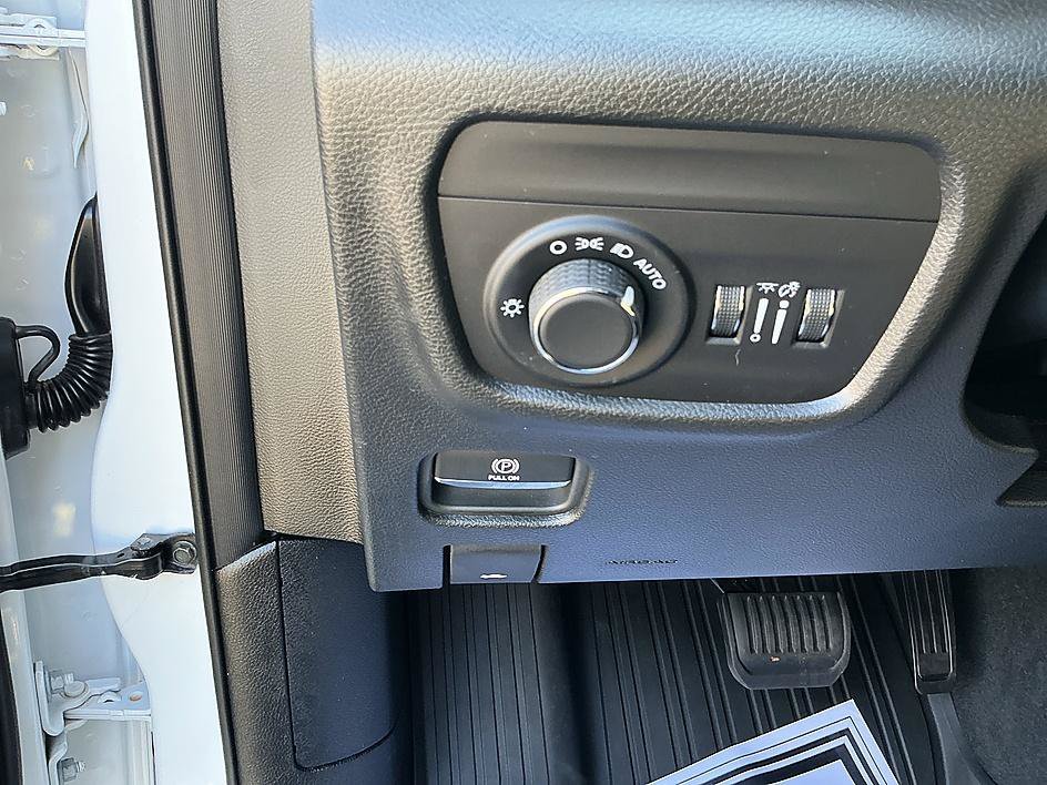 Used 2025 Bright White Clearcoat Jeep Altitude X image 13