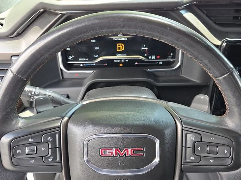 Used 2022 Summit White GMC AT4 image 25