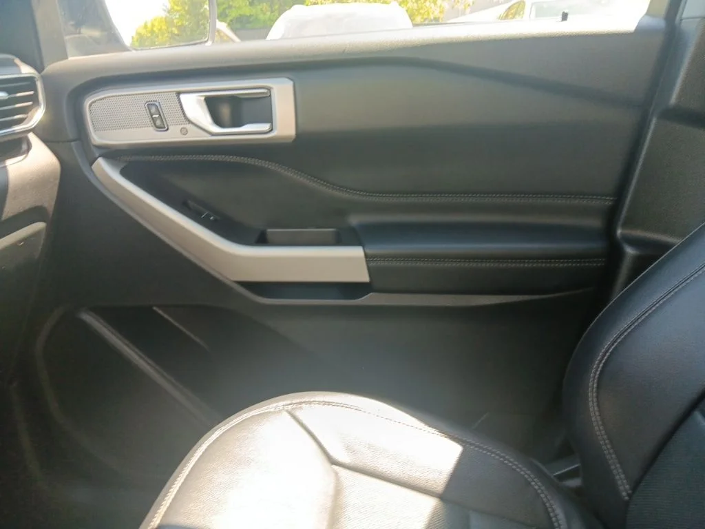 Used 2023 Stone Blue Metallic Ford Limited image 25
