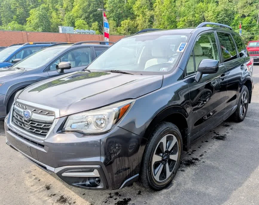 Used 2017 Dark Gray Metallic Subaru Premium image 3