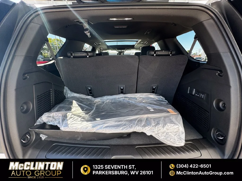 2027 Chevrolet Tahoe LT - Photo 10