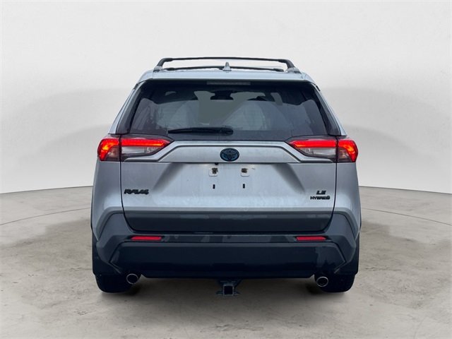 2022 Toyota RAV4 Hybrid LE photo 3