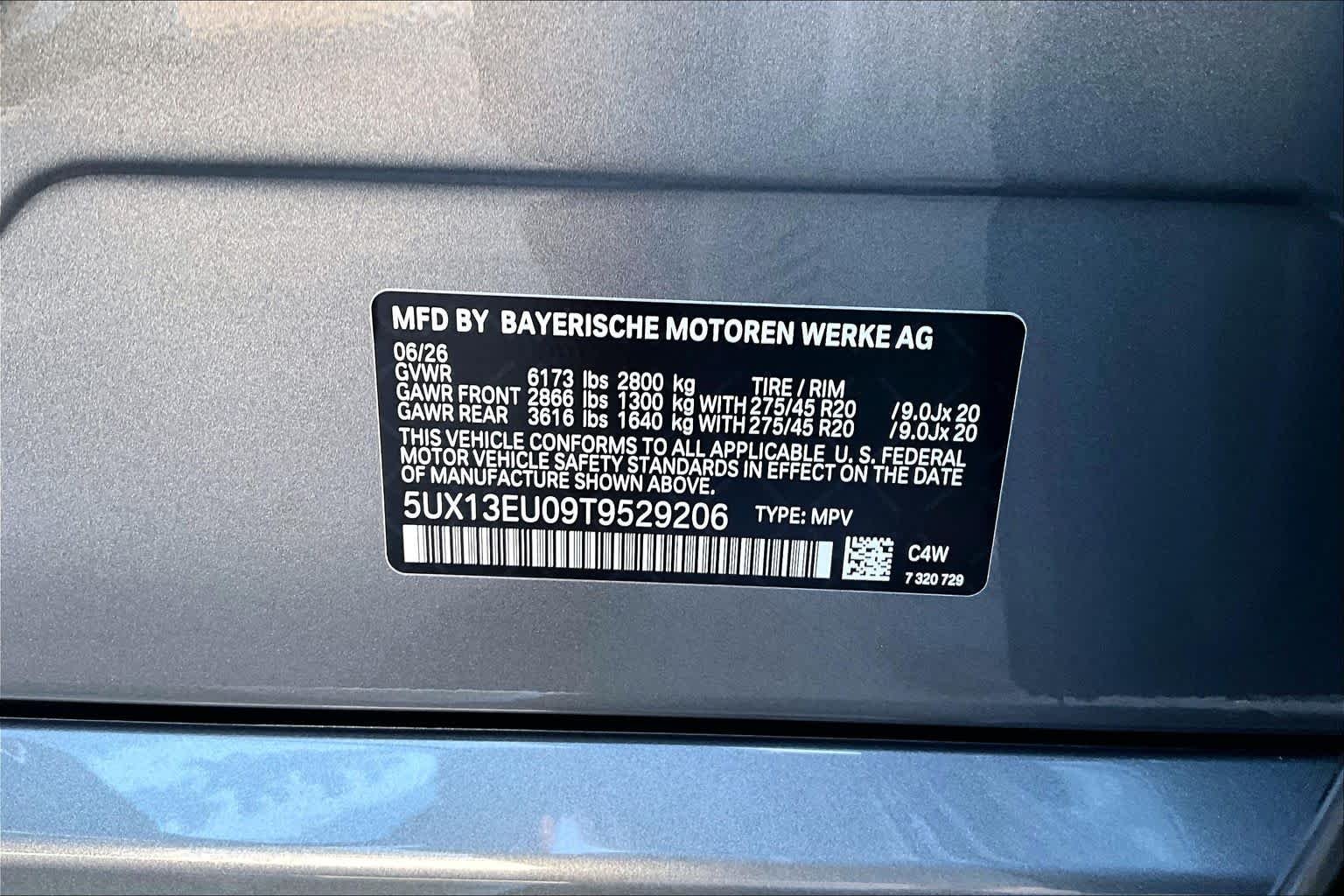 New 2026 Skyscraper Grey Metallic BMW sDrive40i image 19