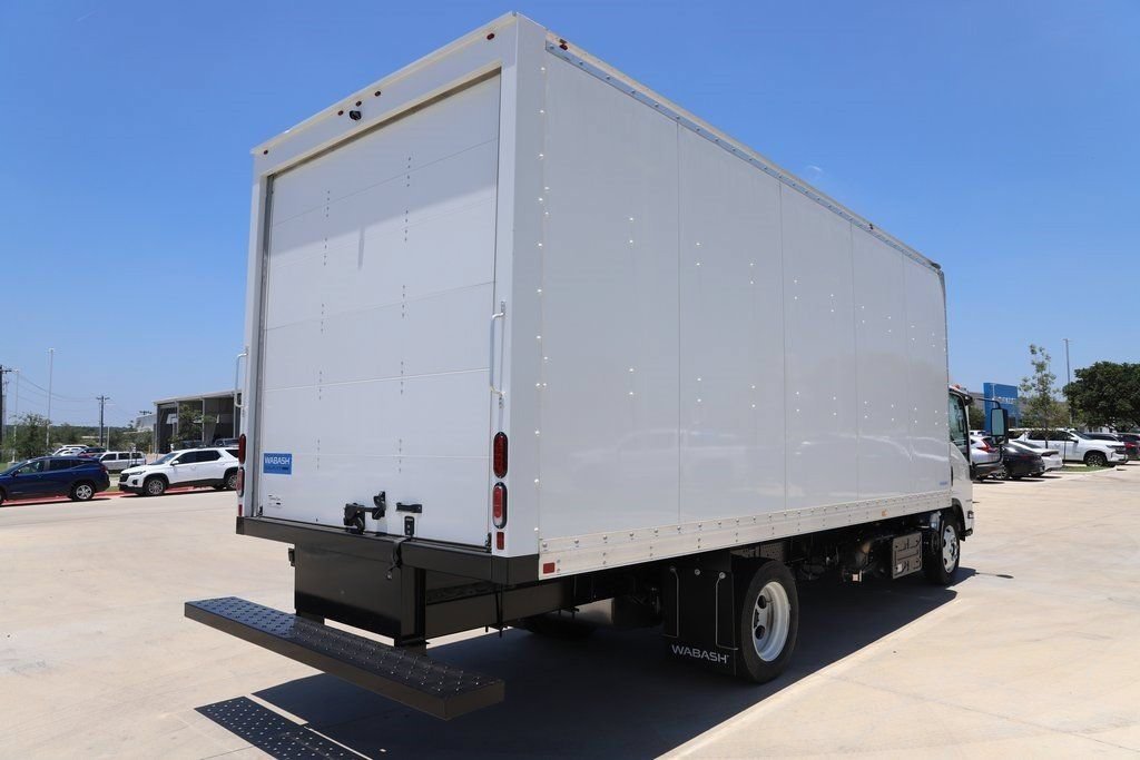 New 2024 Arc White Chevrolet Standard image 5