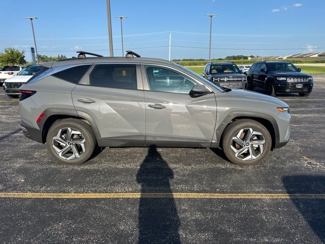 Certified Used 2024 Hampton Gray Hyundai SEL image 2