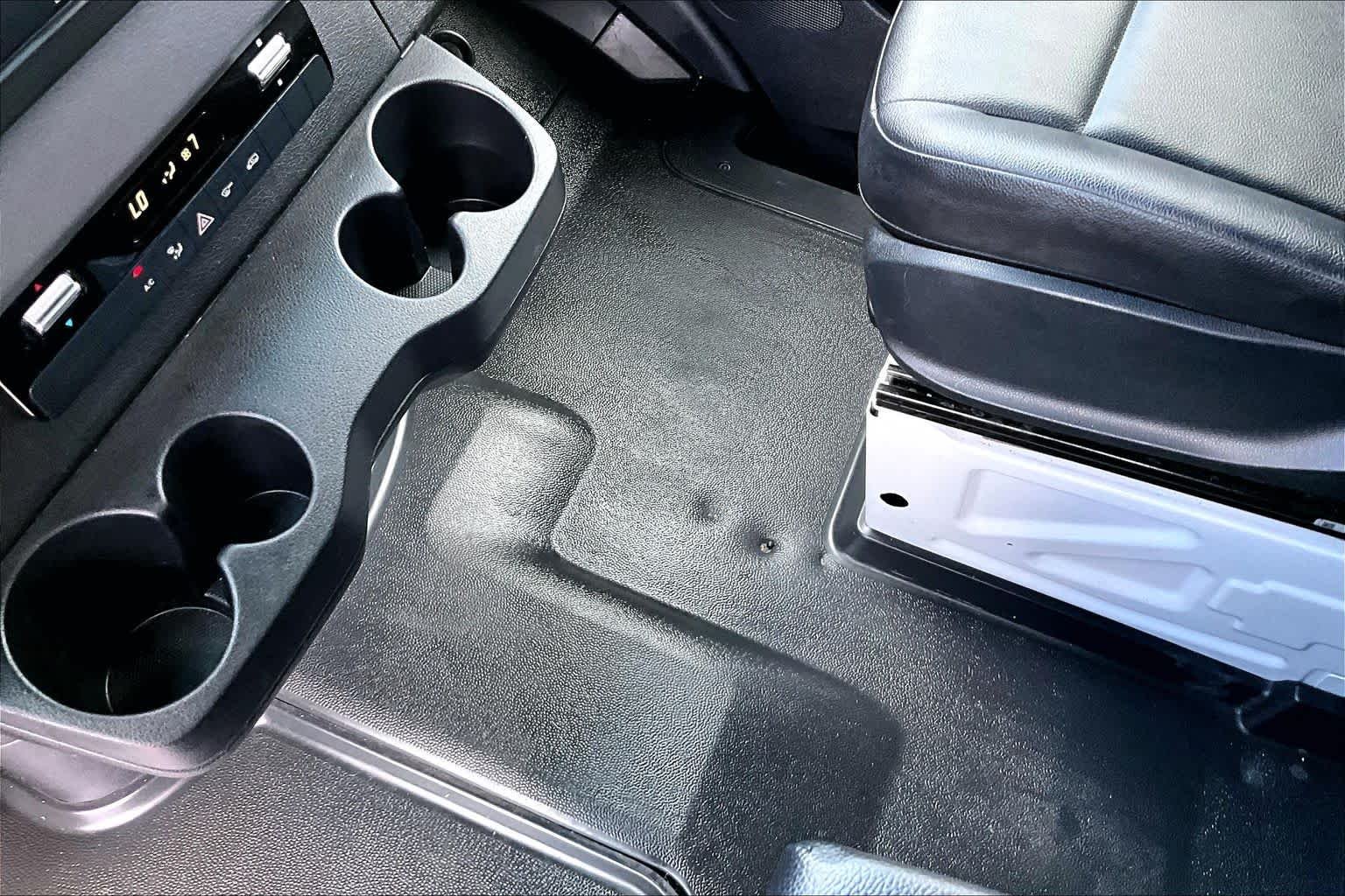 Used 2020 Arctic White Mercedes-Benz  image 17