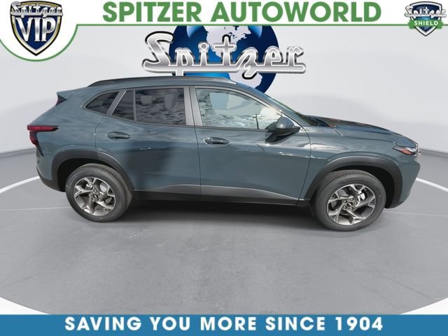 2026 Chevrolet Trax LT Gray at Nick Chevrolet