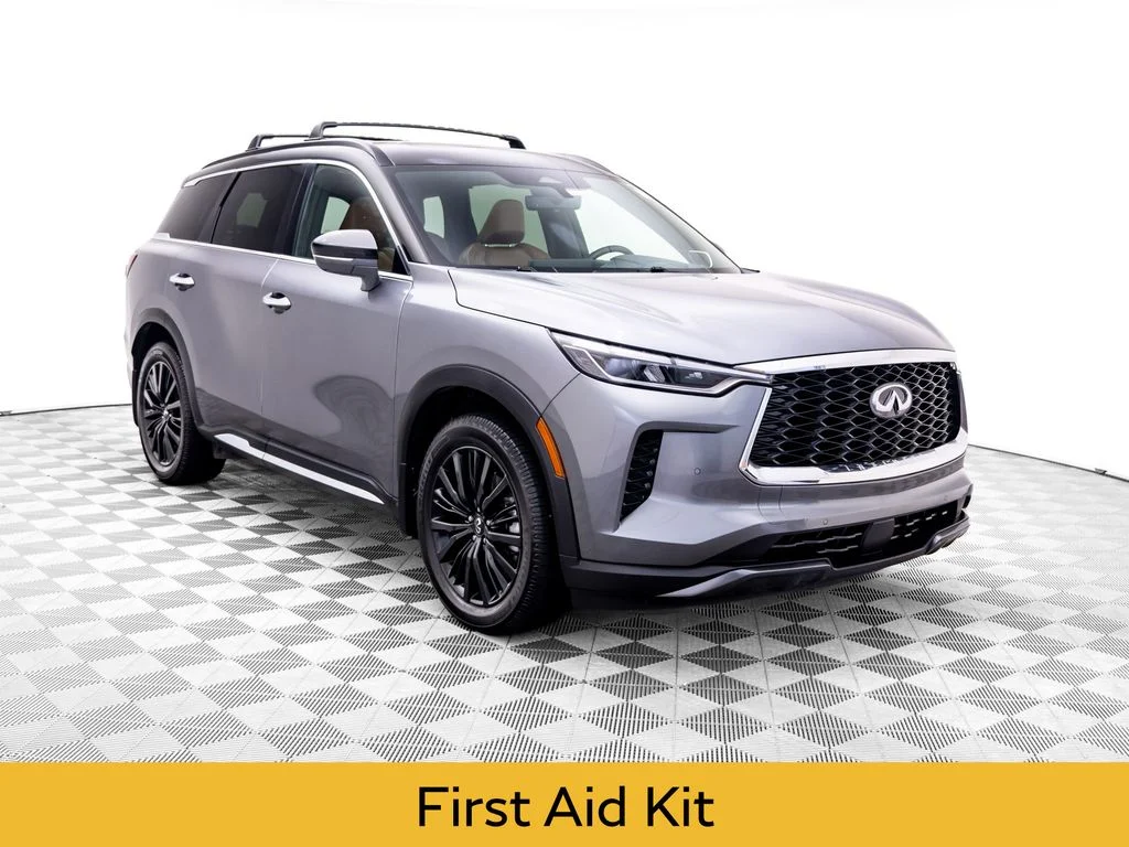 Certified Used 2024 Gray INFINITI Autograph image 8