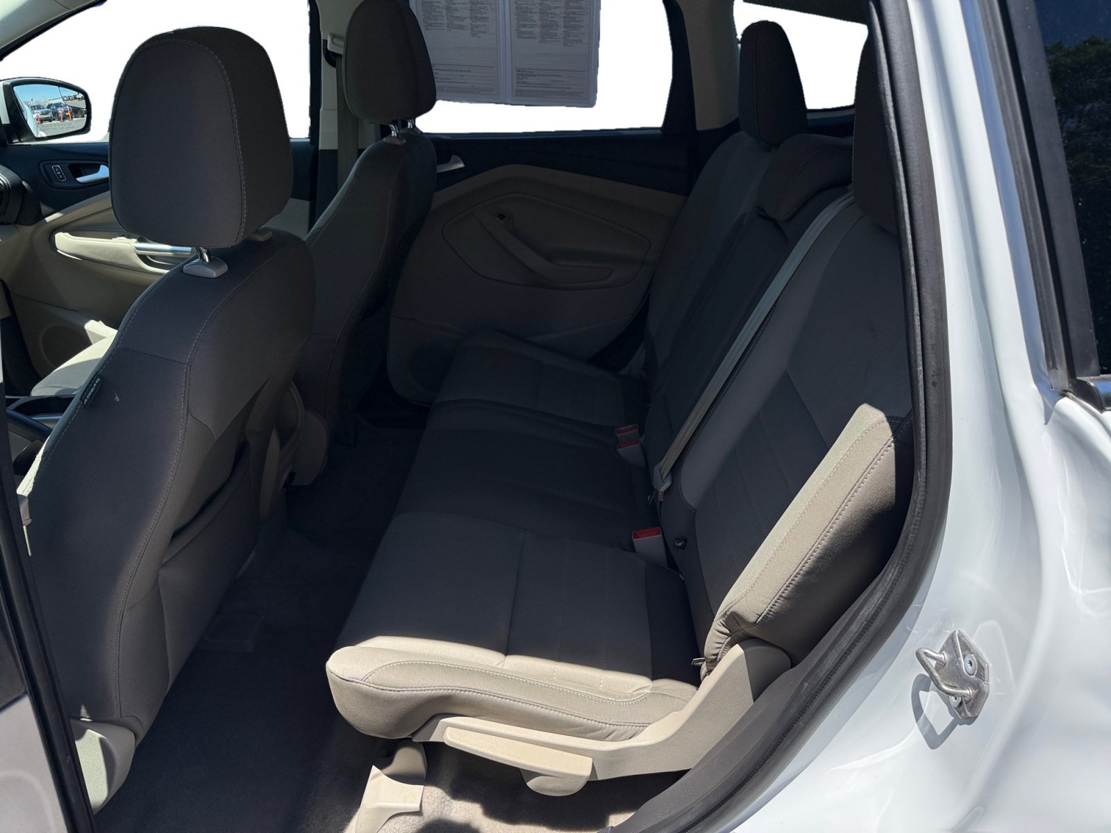 Used 2016 Oxford White Ford SE image 16