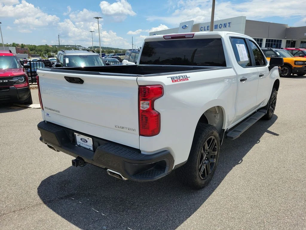 Used 2022 Summit White Chevrolet Custom Trail Boss image 5
