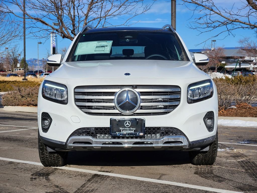 New 2026 Polar White Mercedes-Benz GLB 250 4MATIC® image 3